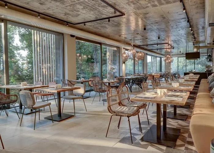 Umani - Free - Free Parking 4* Sables d'or